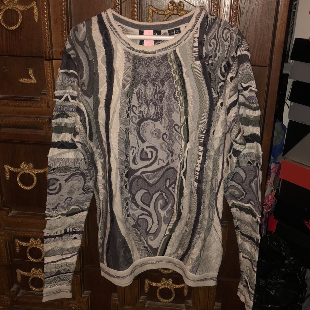 Coogi sweater - Picture 5 of 8